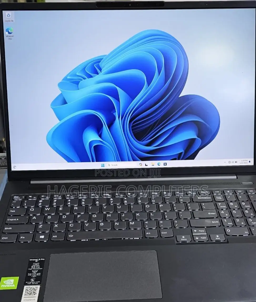 New Laptop Lenovo IdeaPad 520 8GB Intel Core I5 SSD 1T