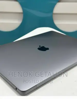 Photo - New Laptop Apple MacBook Air 2020 M1 8GB Intel Core i3 SSD 256GB