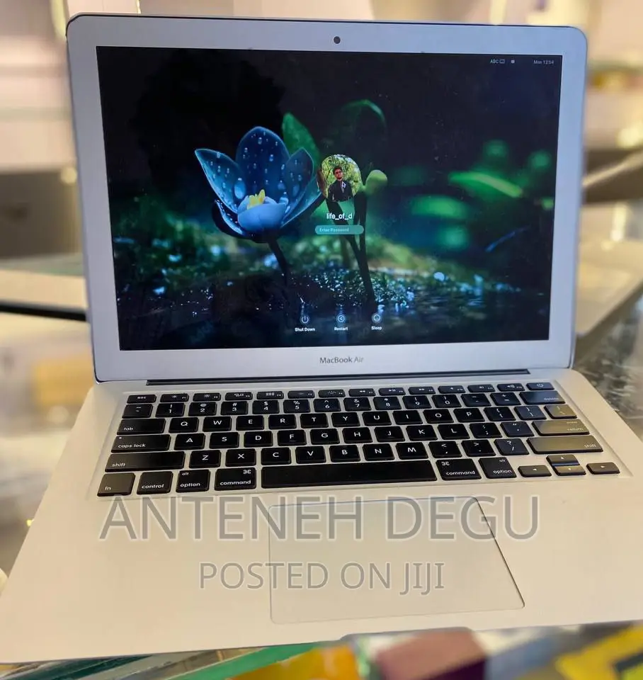 Laptop Apple MacBook Air 2015 8GB Intel Core I5 SSD 256GB