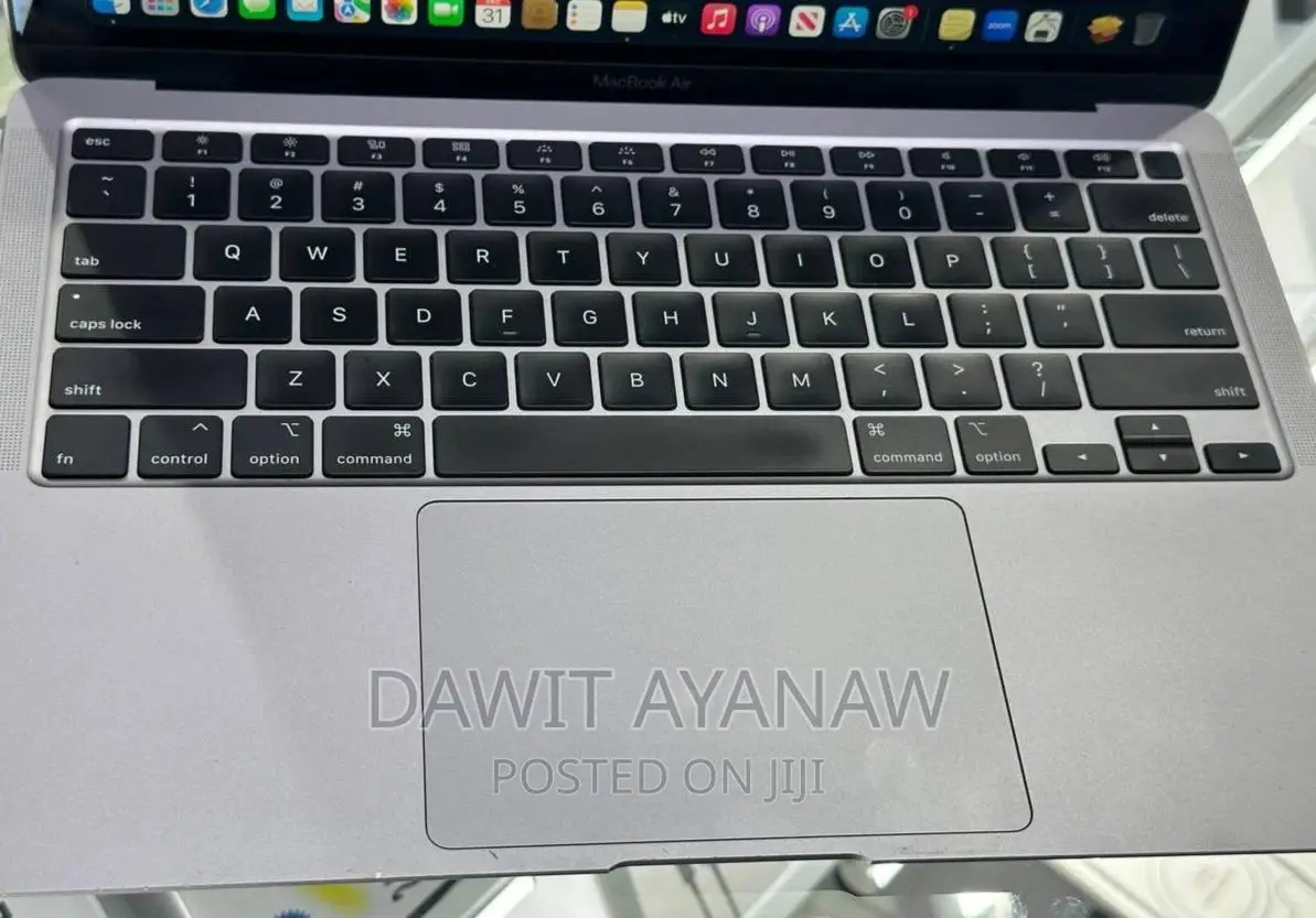 New Laptop Apple MacBook Air 8GB Intel Core I3 SSD 128GB