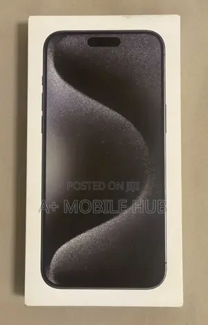 New Apple iPhone 15 Pro Max 256 GB Black