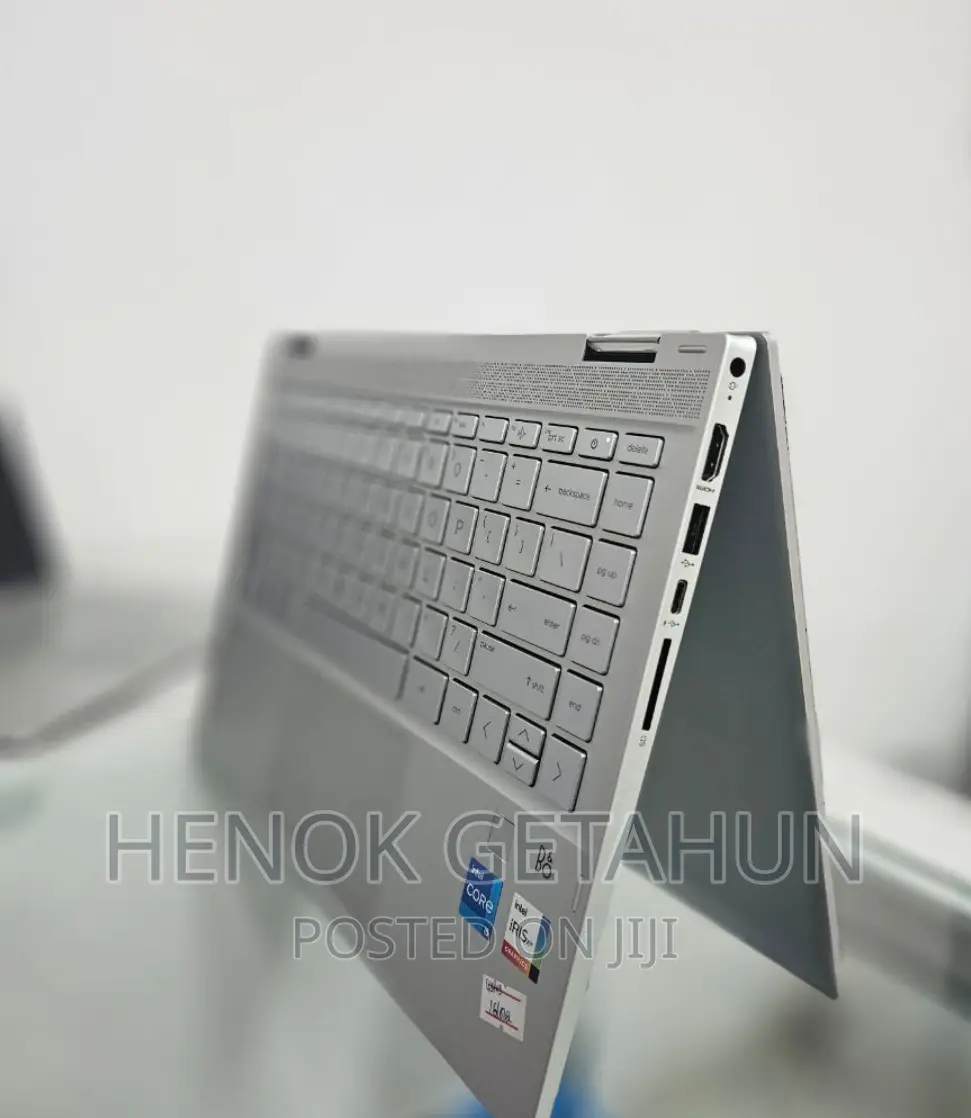 New Laptop HP Pavilion X360 16GB Intel Core I5 SSD 512GB