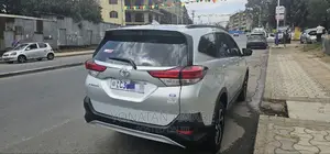 Toyota Rush 2022 Silver