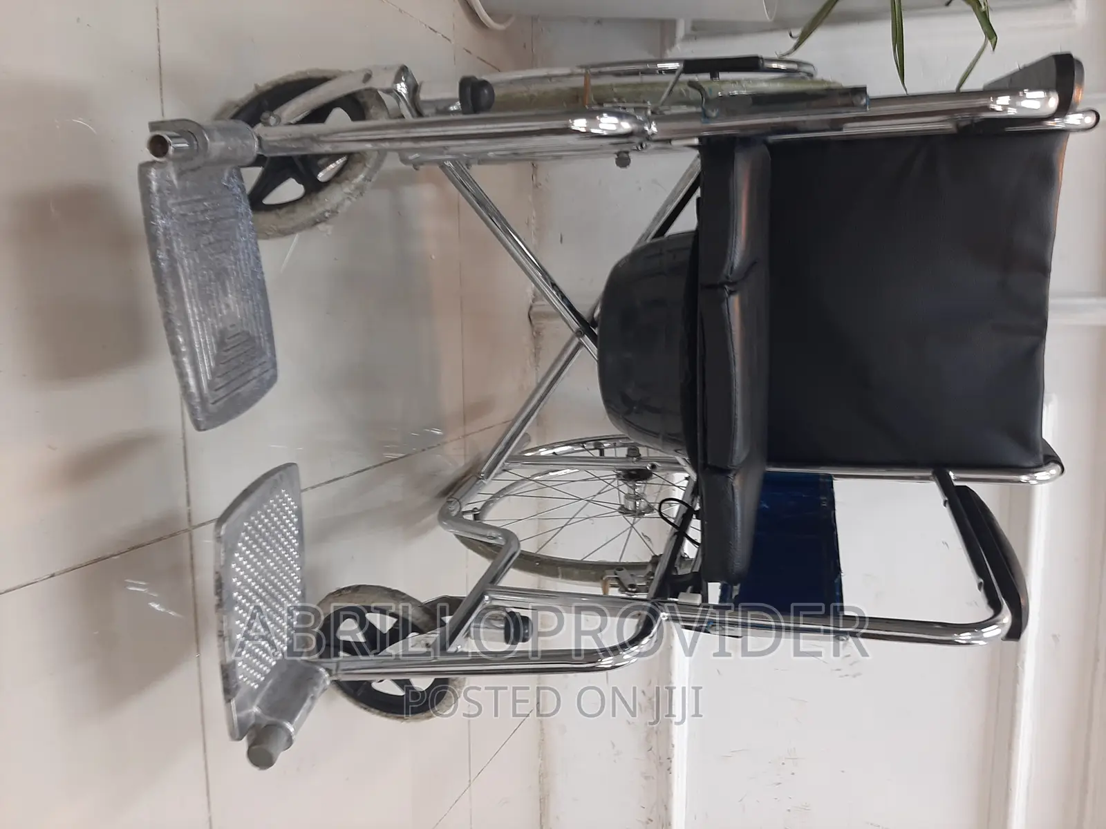 Transport Wheelchair W/Bedpan|Wheelchair|Wheelchair|Second