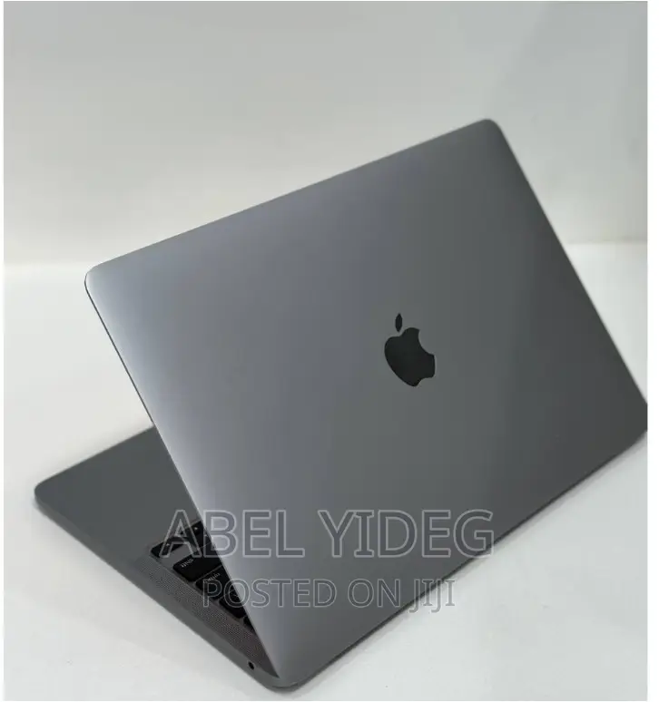 New Laptop Apple MacBook Pro M1 8GB Apple M1 Pro SSD 256GB