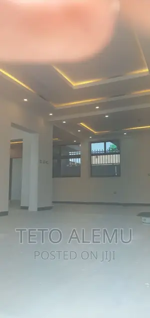 6bdrm House in የሚሸጥ ቤት ሰሚት, Bole for sale