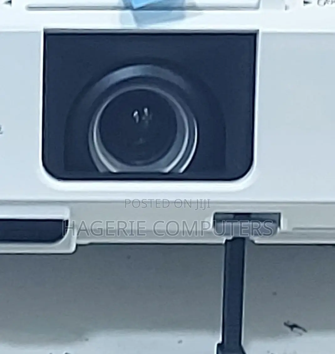 Brand New EPSON Projector Model X49