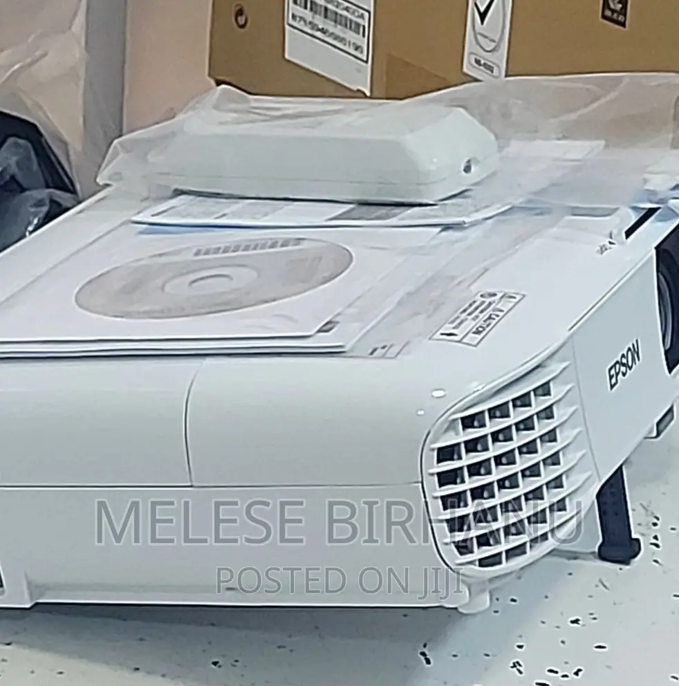 New Epson Eb- X49 Projector