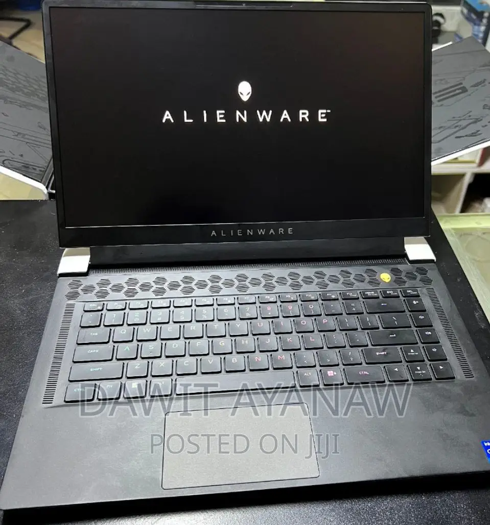 New Laptop Alienware Area-51m 16GB Intel Core I7 SSD 1T