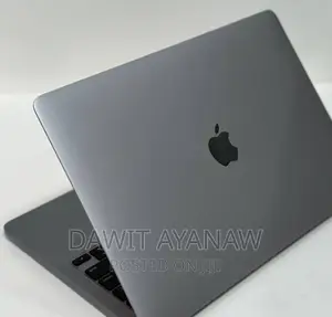 New Laptop Apple MacBook Pro 2020 M1 8GB Apple M1 SSD 256GB
