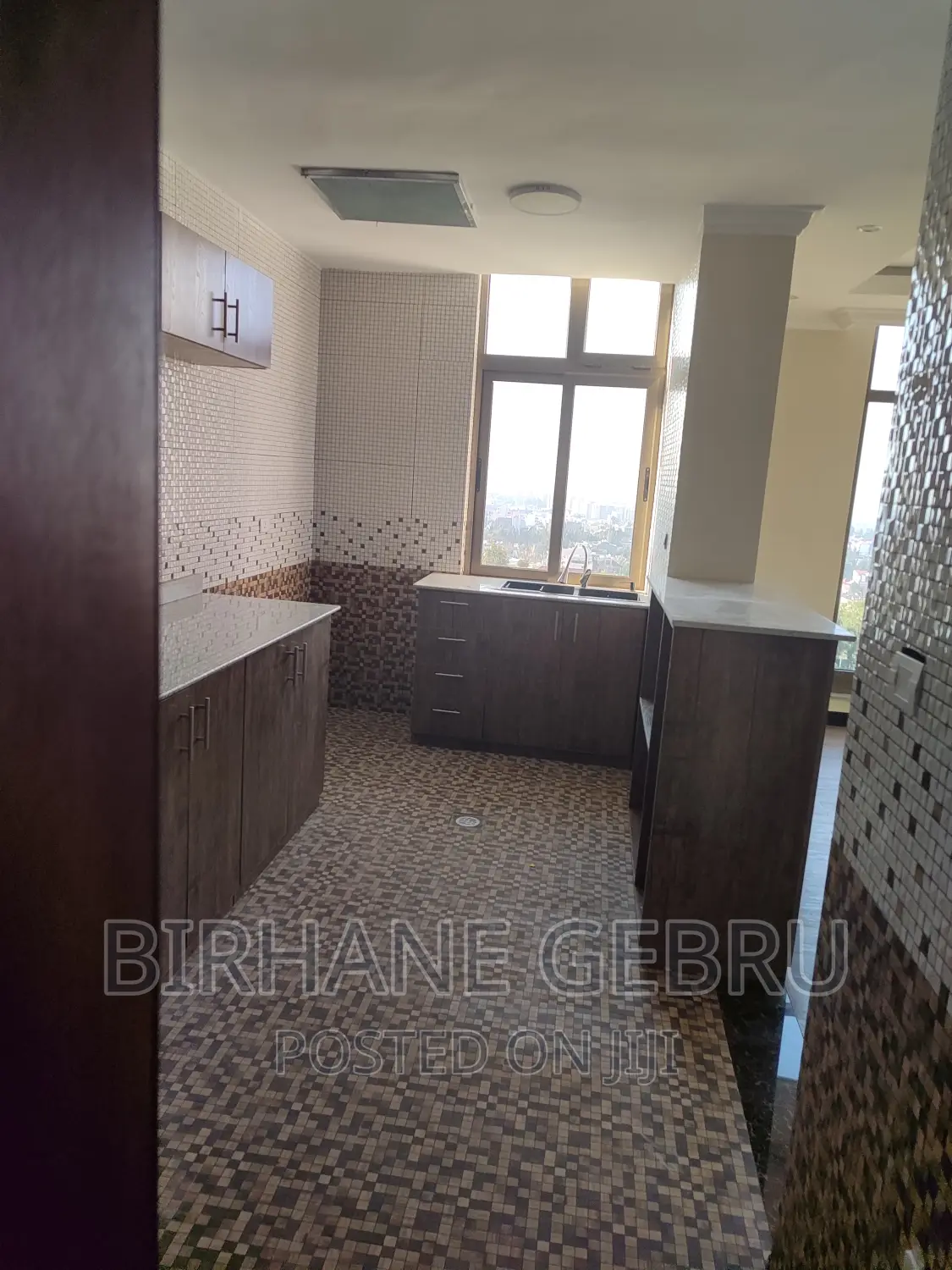 4bdrm Apartment in Real State, Bole for rent