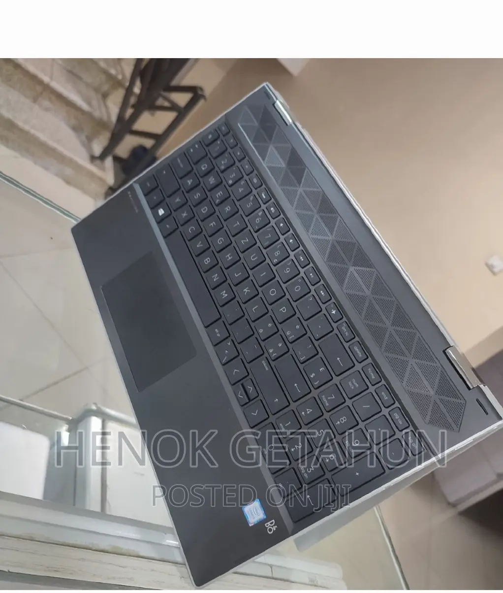 New Laptop HP Pavilion X360 8GB Intel Core I5 SSD 256GB