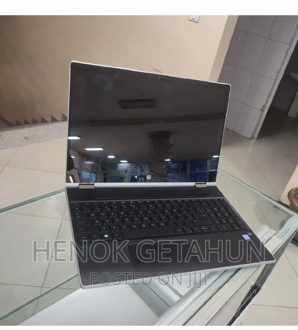 New Laptop HP Pavilion X360 8GB Intel Core I5 SSD 256GB