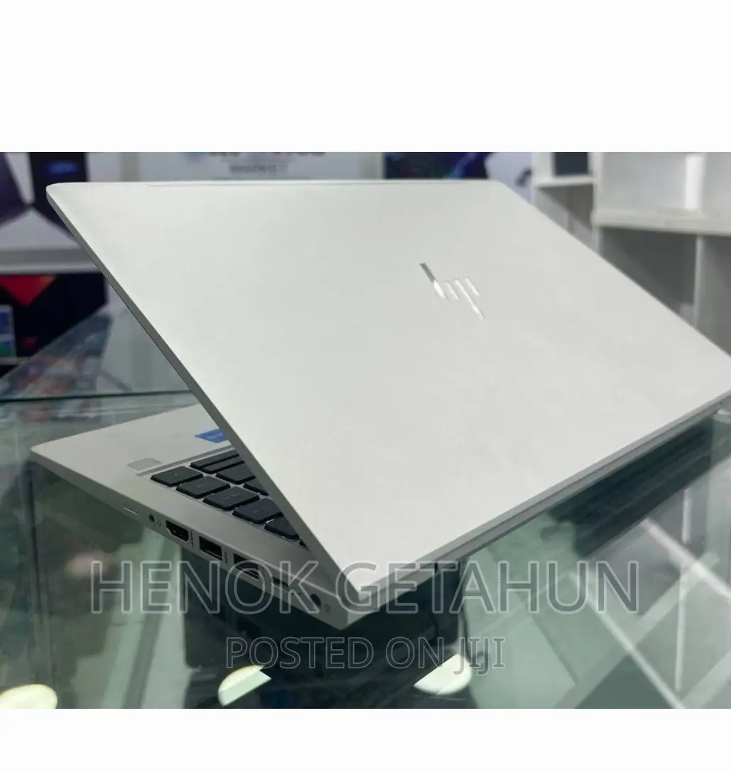 New Laptop HP EliteBook 830 G8 16GB Intel Core I5 SSD 512GB