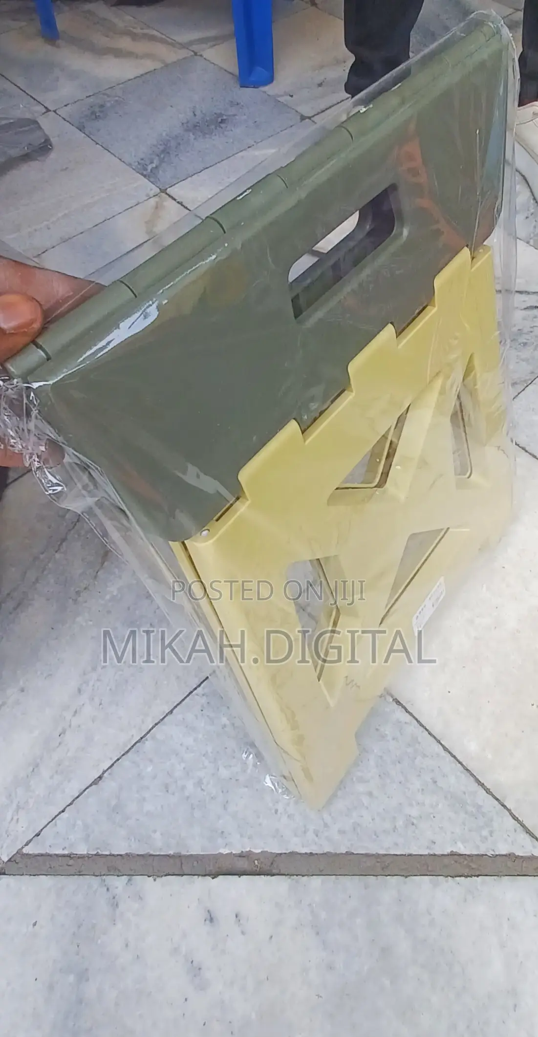 Foldable Mini Chair (Moving Chair)