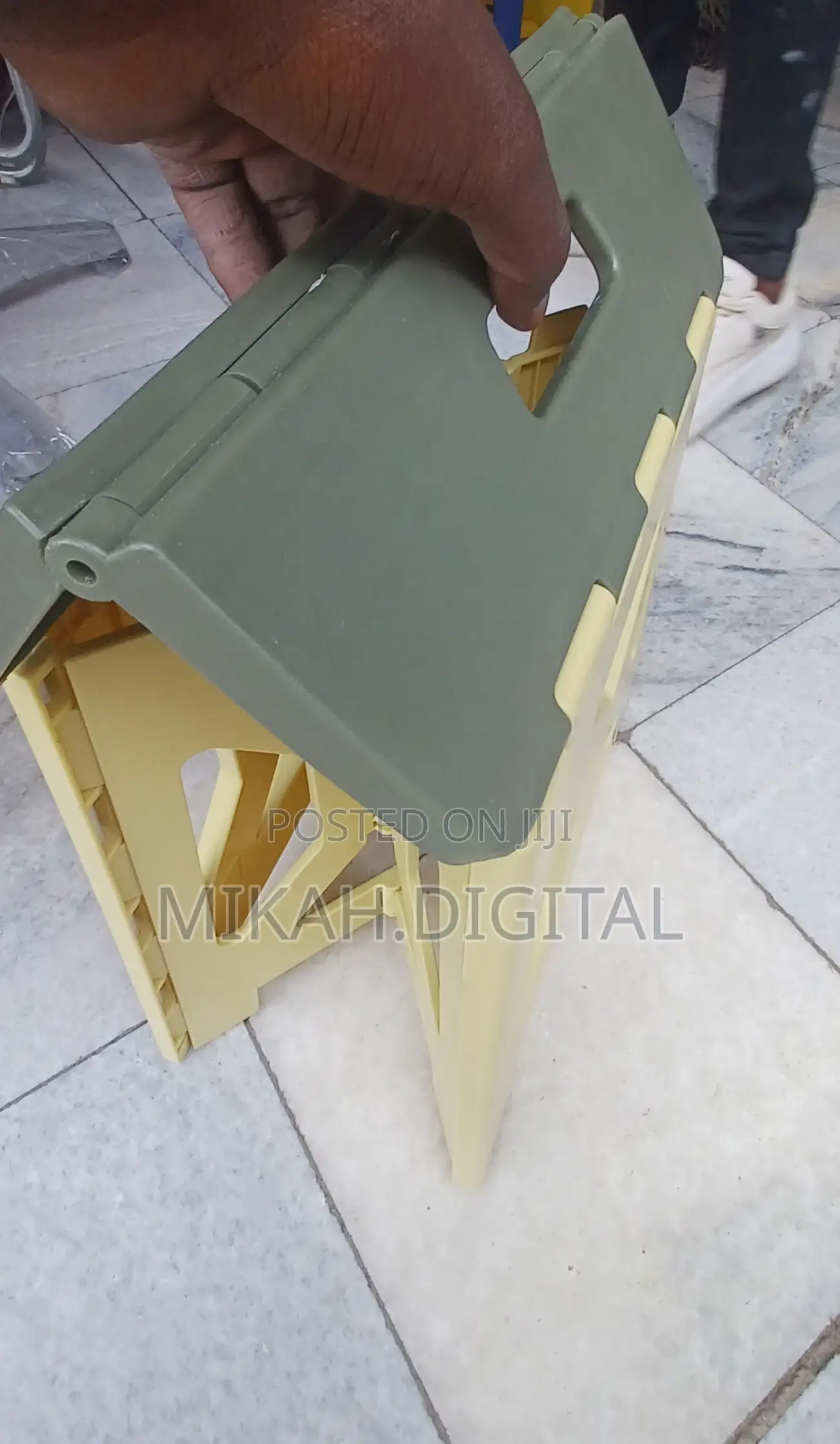 Foldable Mini Chair (Moving Chair)