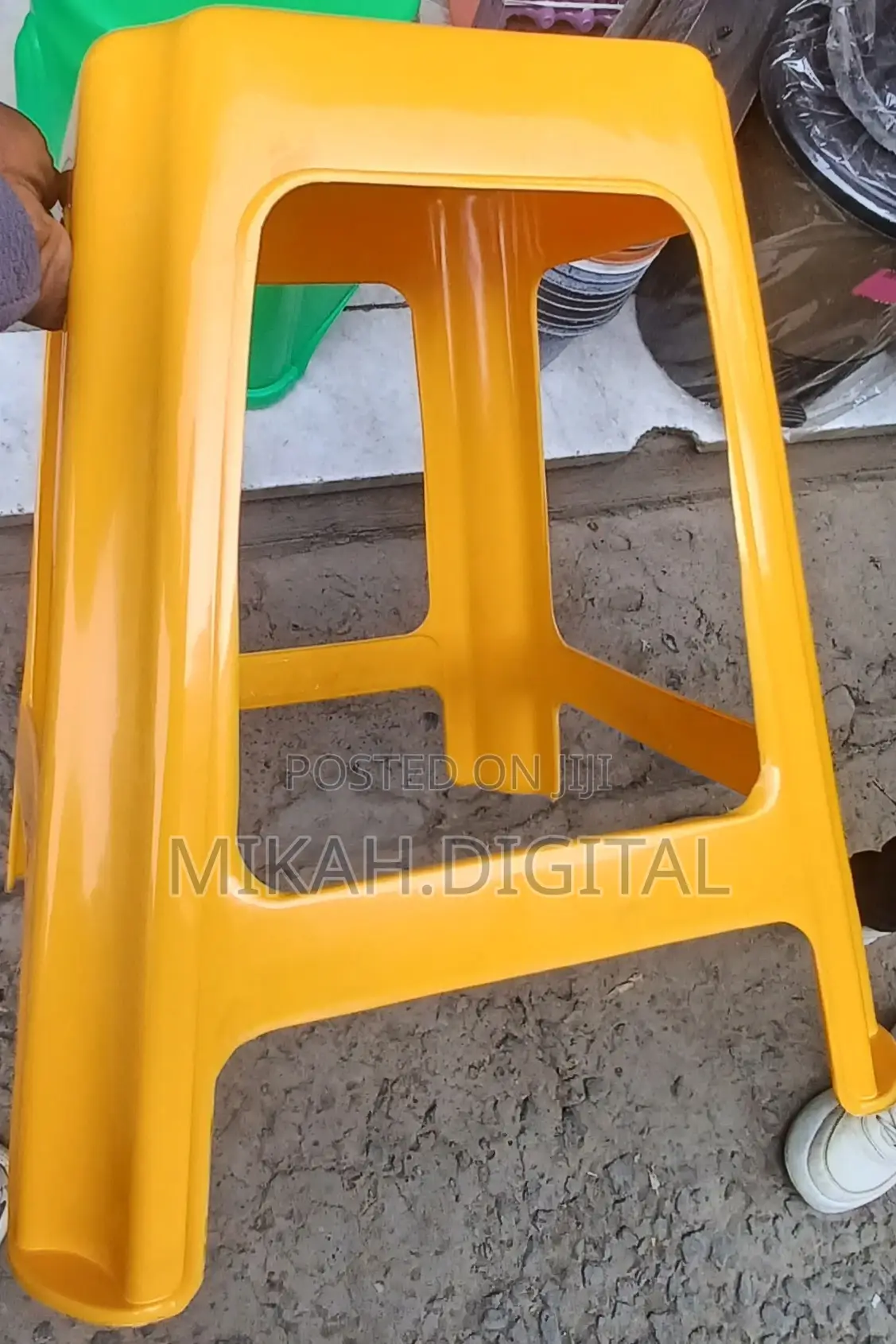 Rectangular Mini Plastic Chair