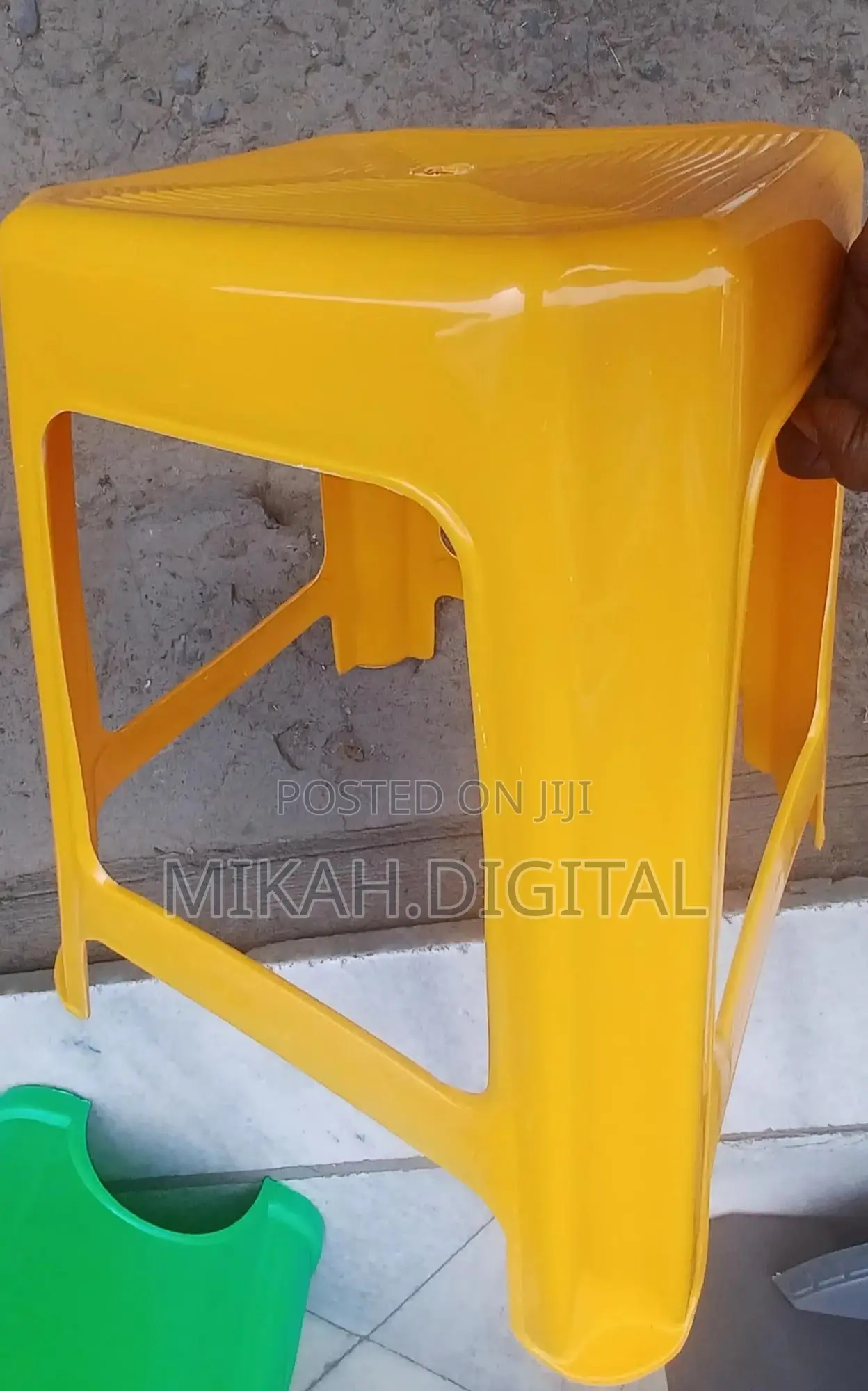 Rectangular Mini Plastic Chair