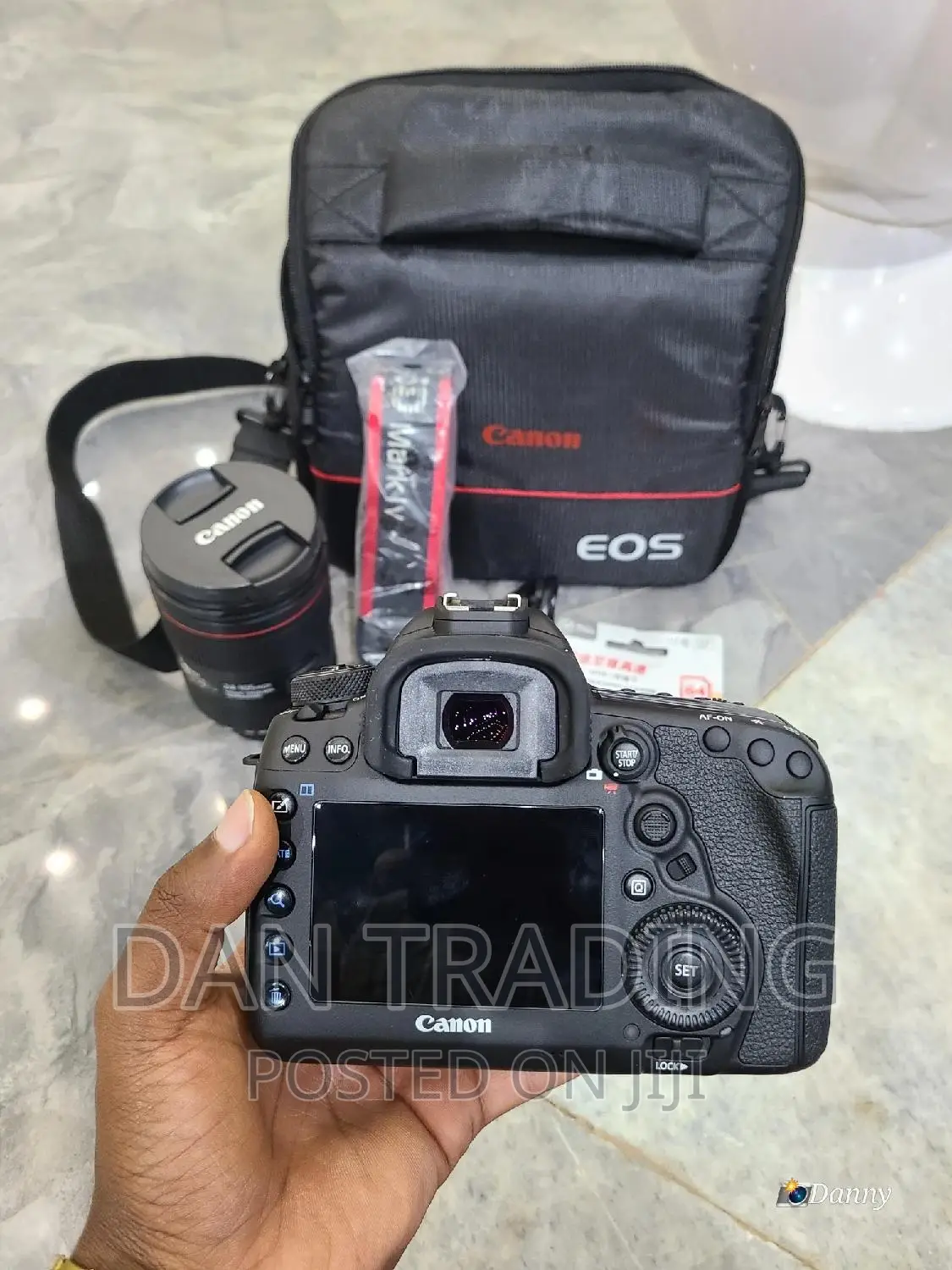 CANON EOS 5D Mark IV ( Brand New ) Camera