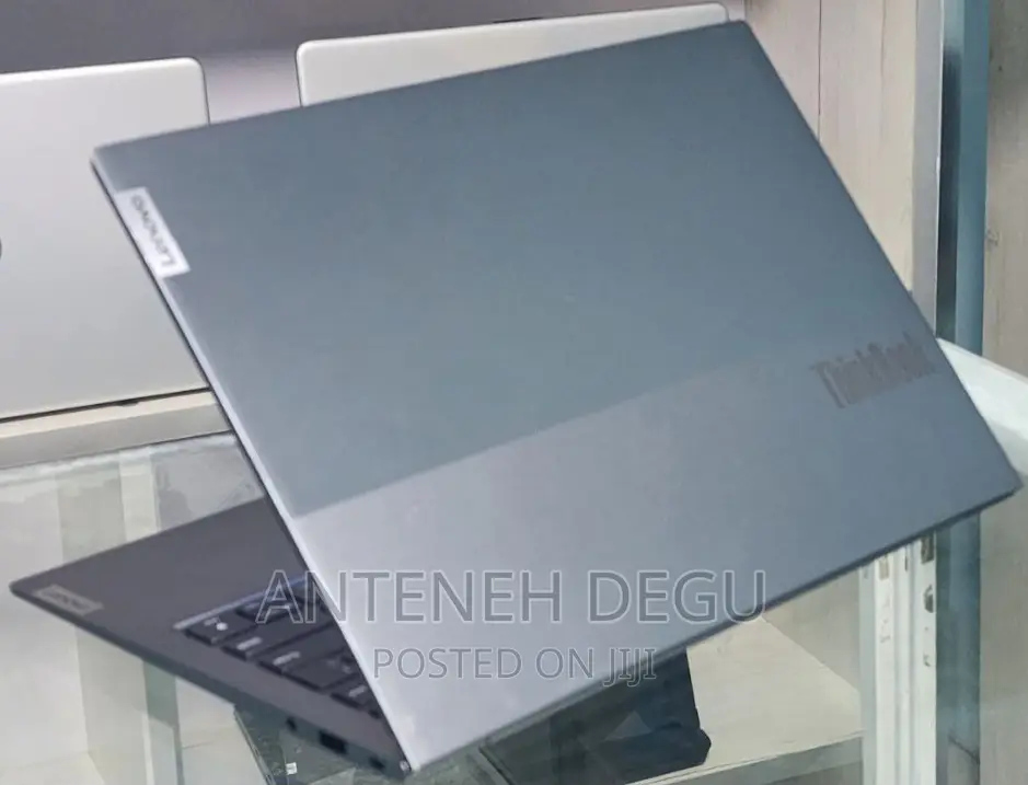 New Laptop Lenovo ThinkBook 13 16GB Intel Core I7 SSD 512GB