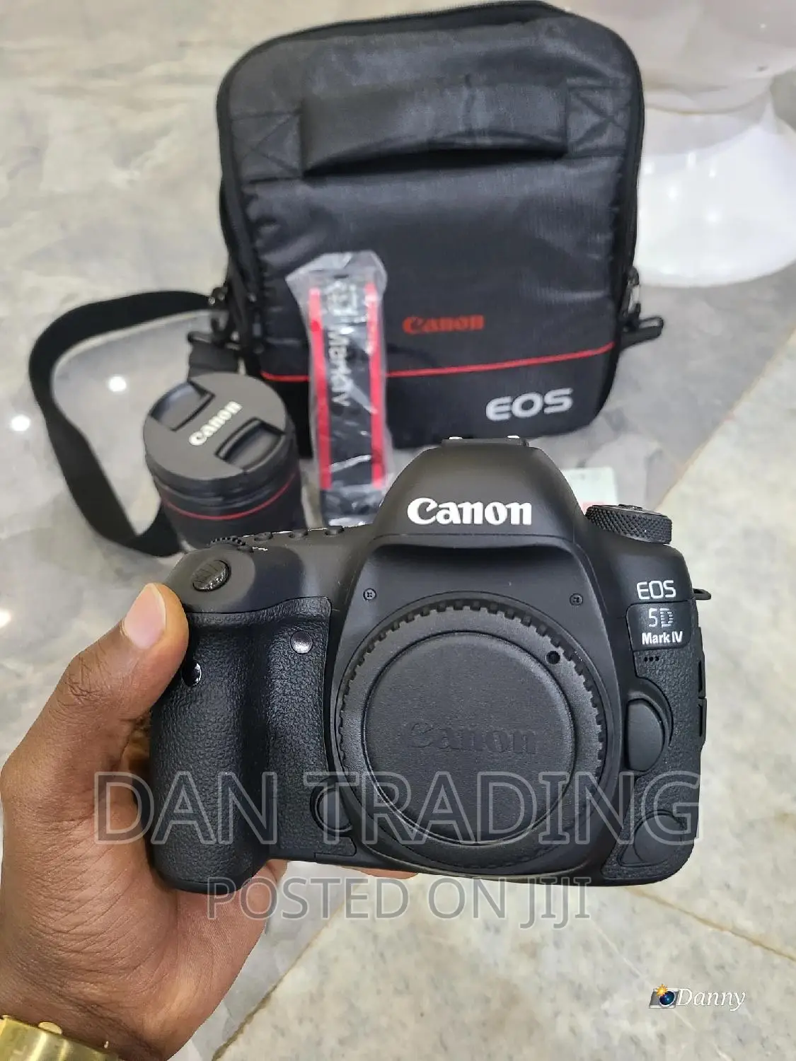 CANON EOS 5D Mark IV ( Brand New ) Camera