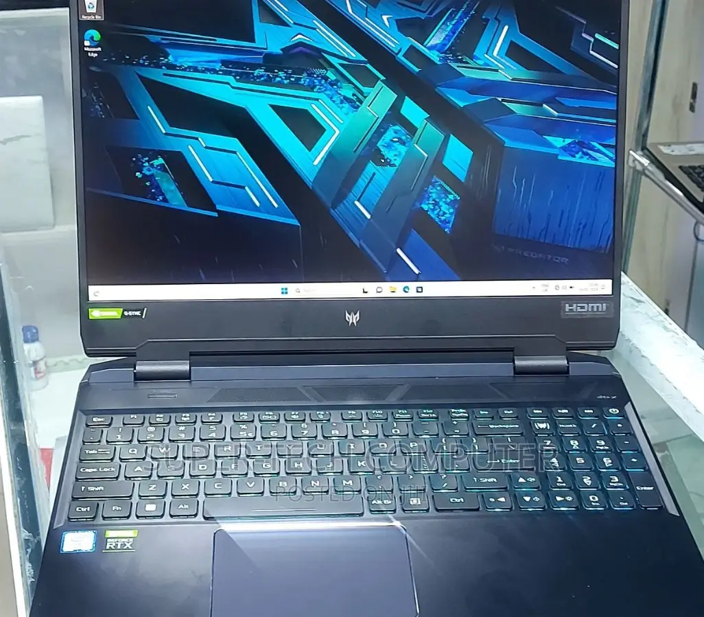 New Laptop Acer Predator Helios 300 16GB Intel Core I9 SSD 512GB