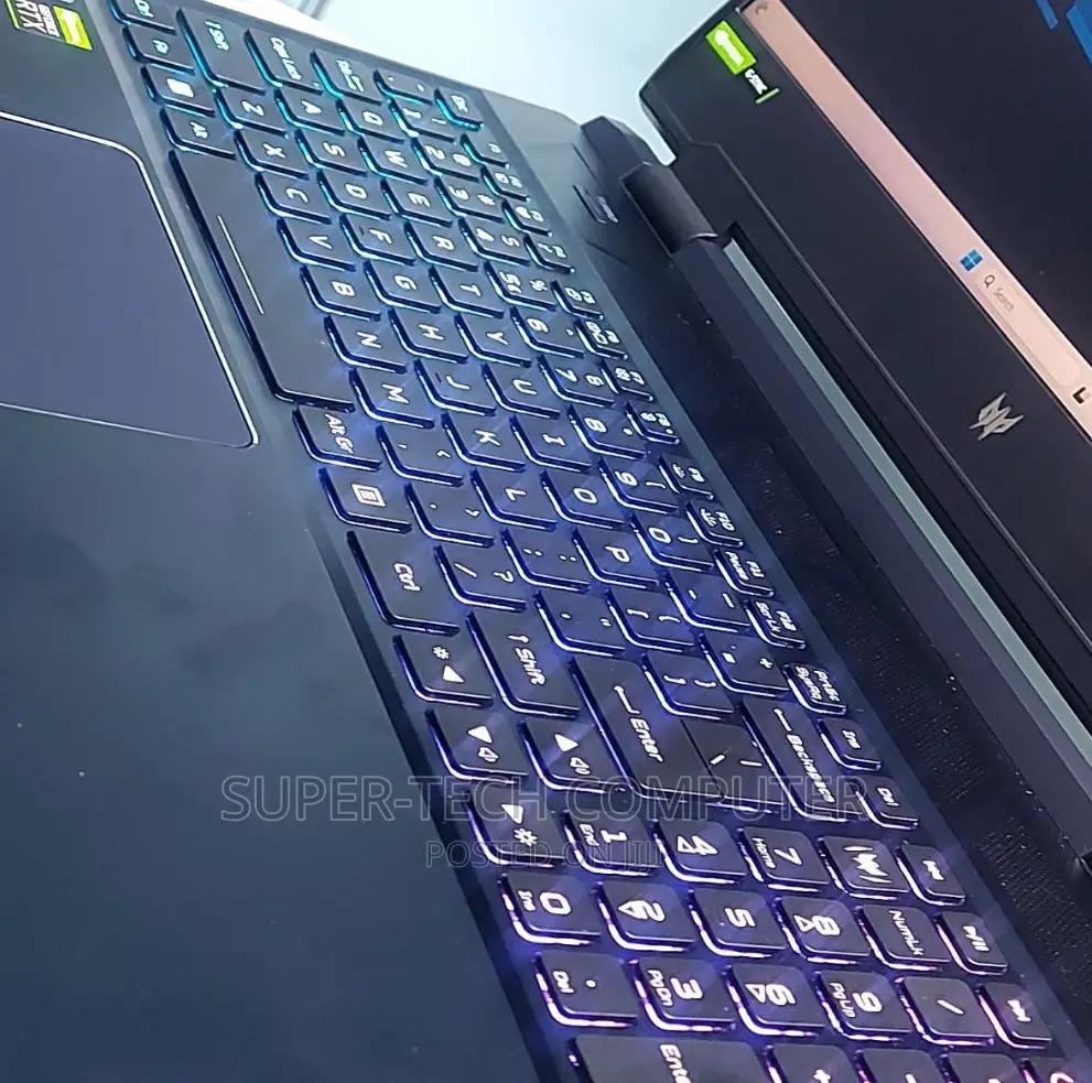 New Laptop Acer Predator Helios 300 16GB Intel Core I9 SSD 512GB