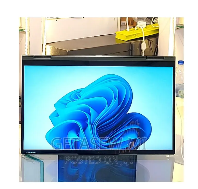 New Laptop Lenovo 12GB Intel Core I7 SSD 512GB