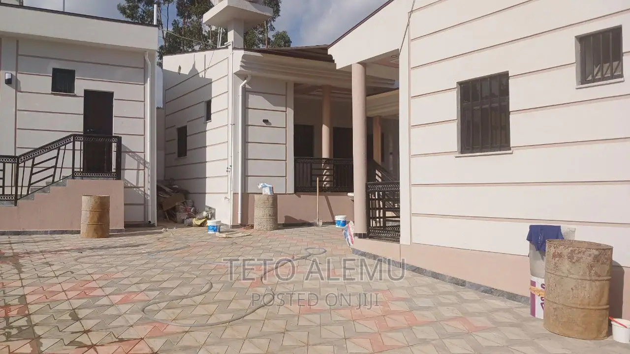 Furnished 5bdrm House in የሚሸጥ ኤል ሸፕ መሪ አካባቢ, Yeka for sale