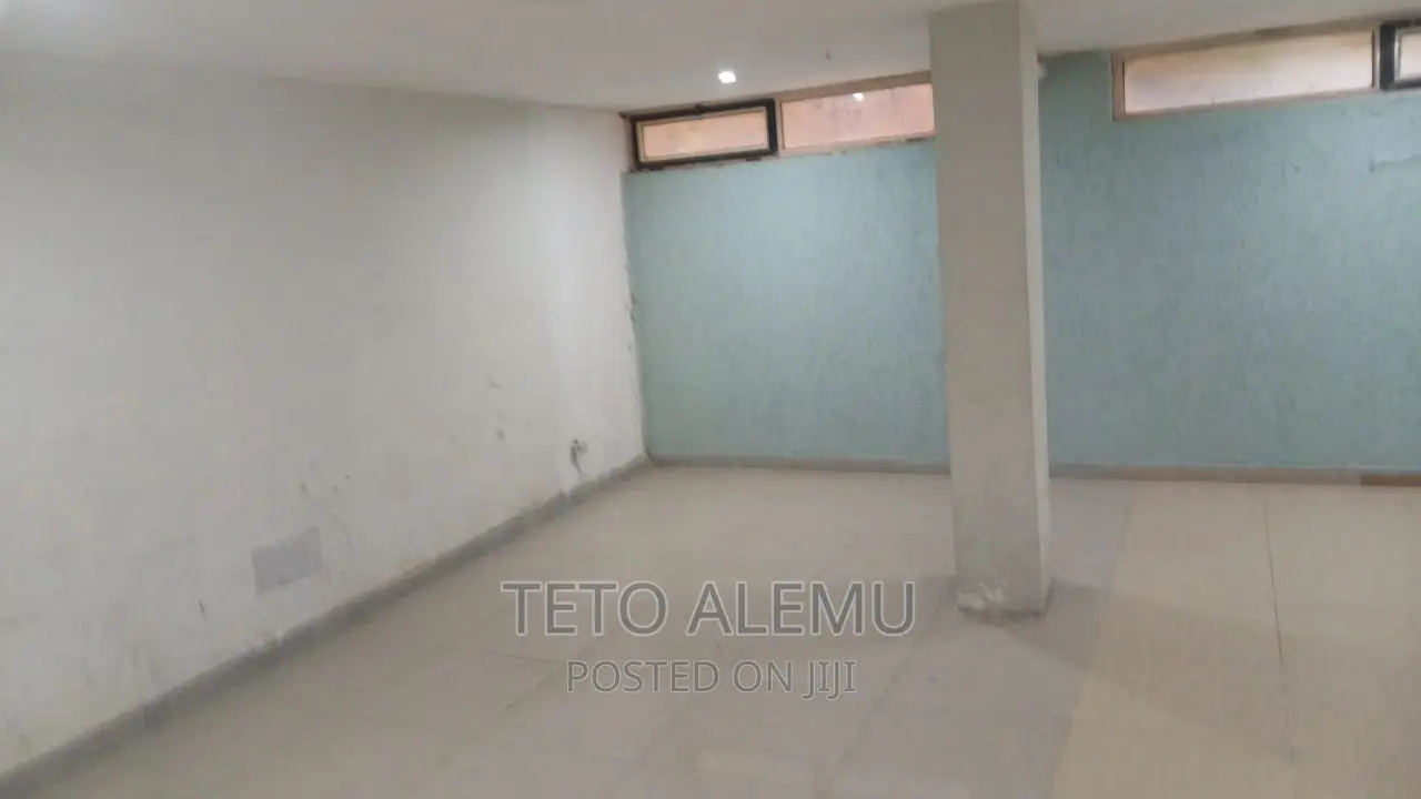 5bdrm House in የሚሸጥ ቤት አያት, Yeka for sale