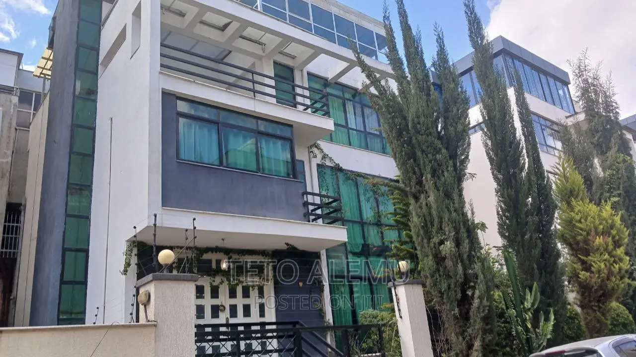 5bdrm House in የሚሸጥ ቤት አያት, Yeka for sale