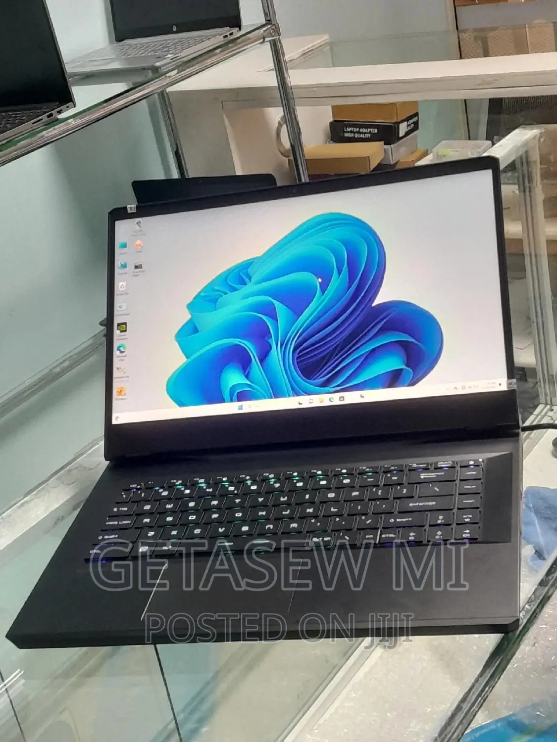 New Laptop MSI Katana GF66 16GB Intel Core I7 SSD 1T