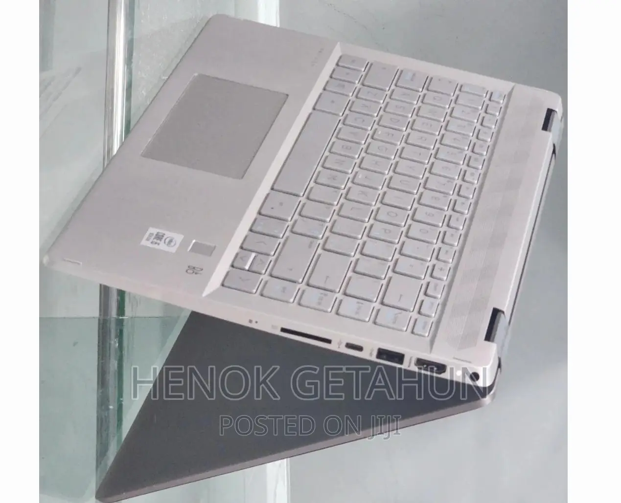 New Laptop HP Pavilion X360 8GB Intel Core i5 SSD 512GB