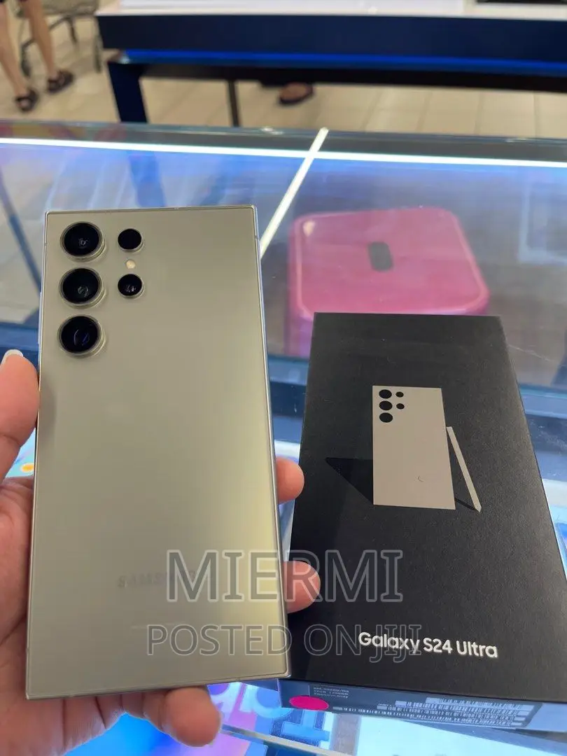 New Samsung Galaxy S24 Ultra 256 GB Black