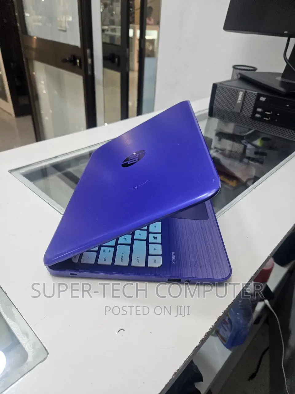 New Laptop HP Stream Notebook 4GB Intel Celeron SSD 60GB