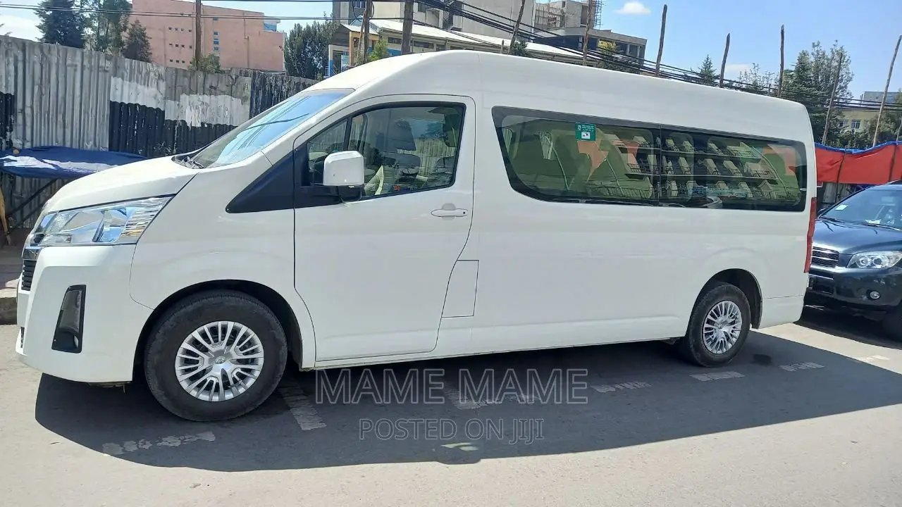 Toyota HiAce 2023 White