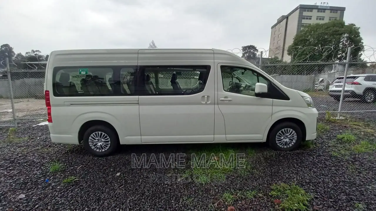 Toyota HiAce 2023 White