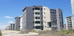 3bdrm Condo in አዲስ አበባ, Bole for sale