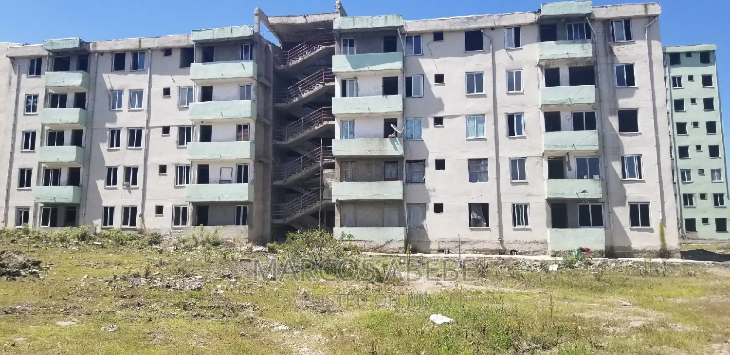 3bdrm Condo in አዲስ አበባ, Bole for sale