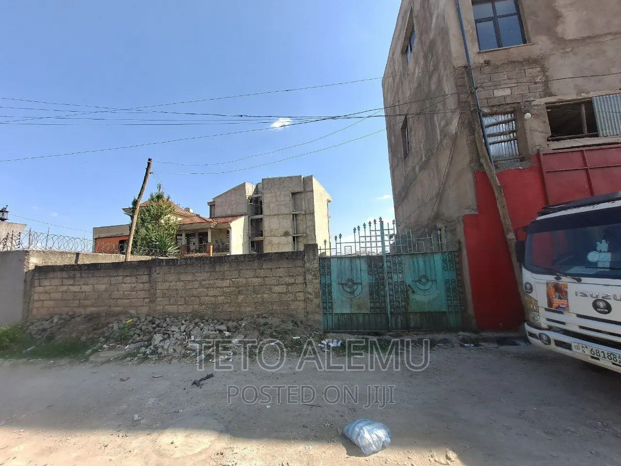 የሚሸጥ ቦታ ፌጋ ትግራይ ማህበር አካባቢ ዋና አስፓልት ላይ ለአፓርትመት ተመራጭ