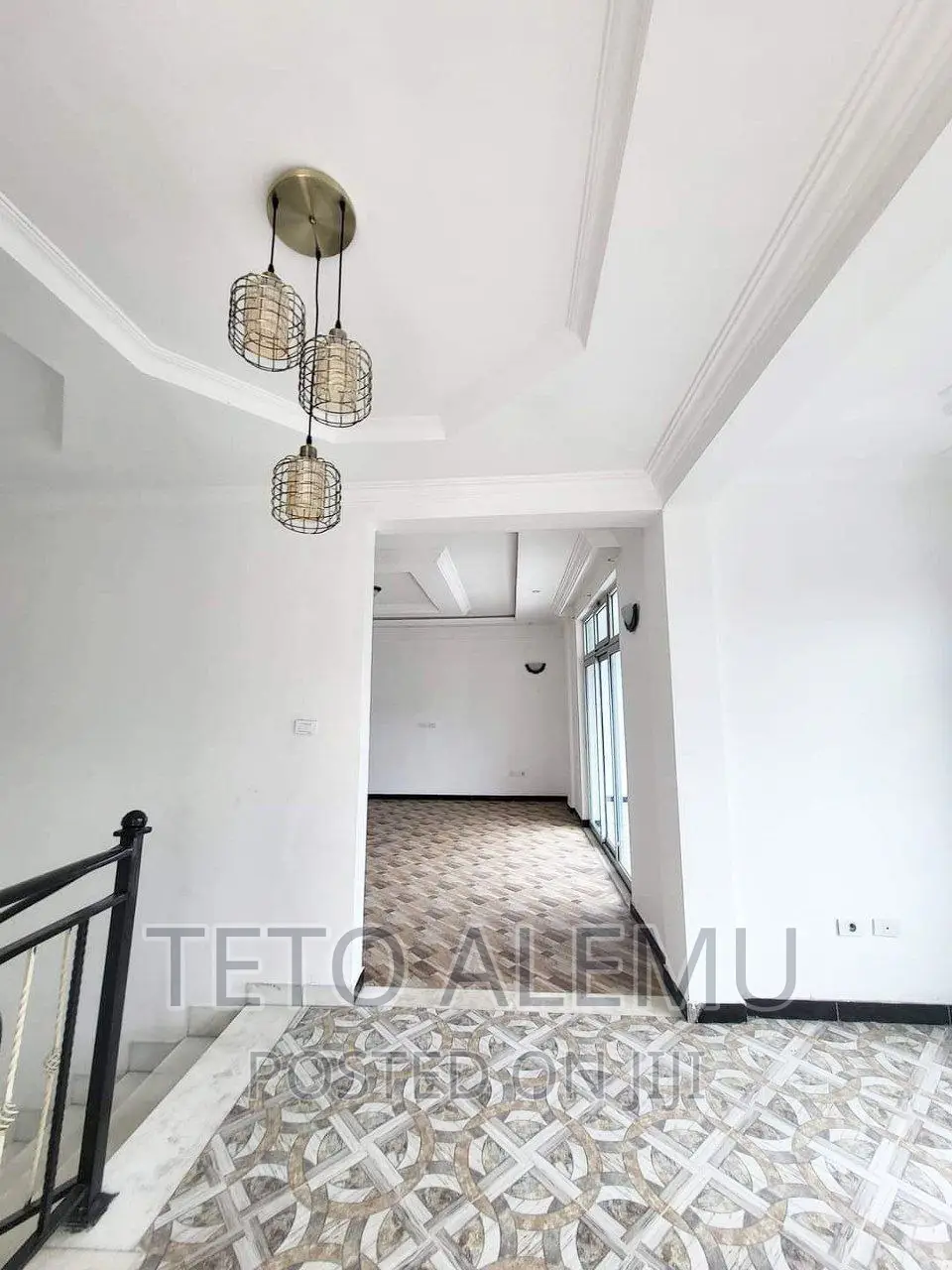 5bdrm House in የሚሸጥ መኖሪያ ቤት መገናኛ, Bole for sale