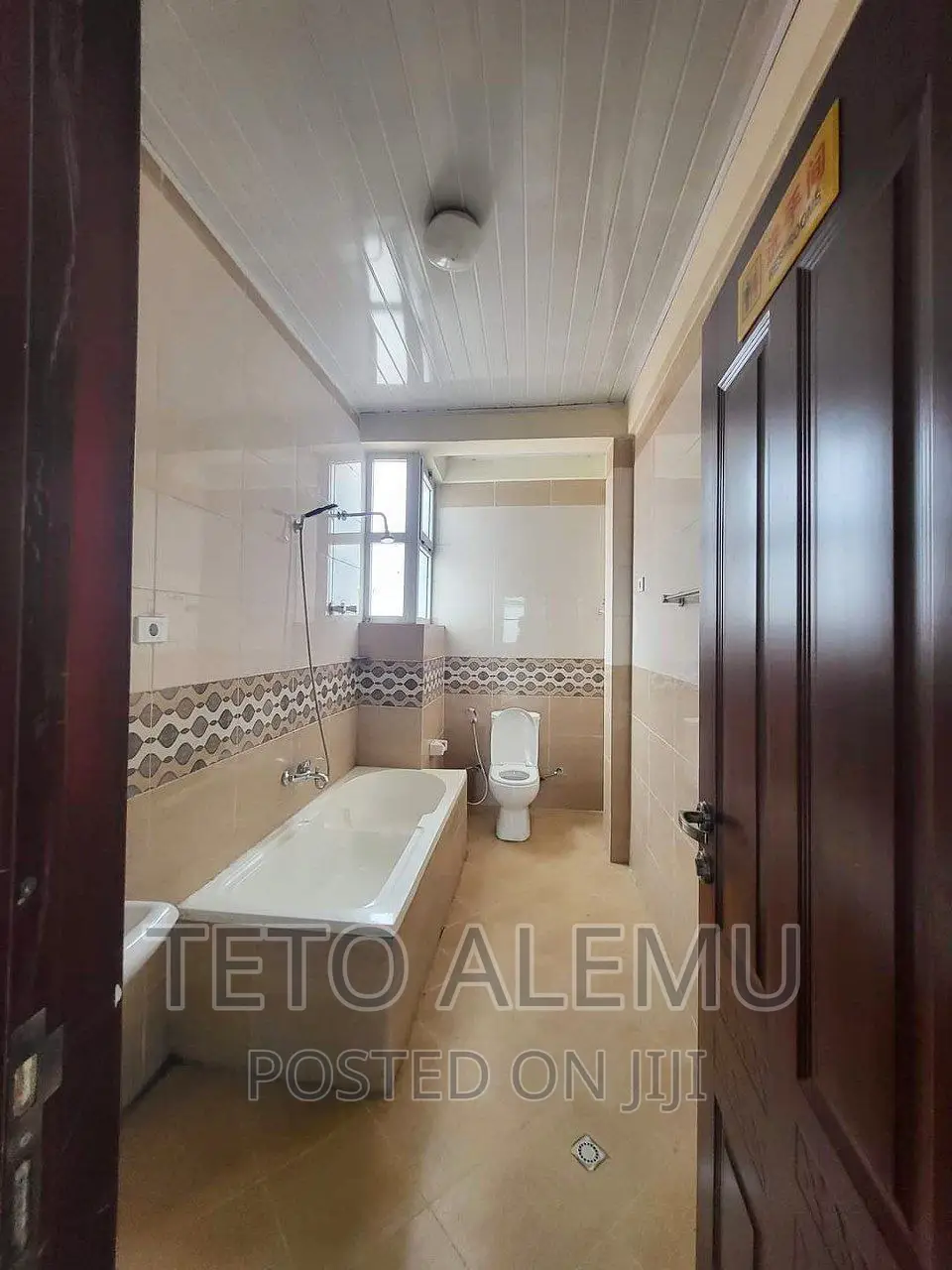 5bdrm House in የሚሸጥ መኖሪያ ቤት መገናኛ, Bole for sale