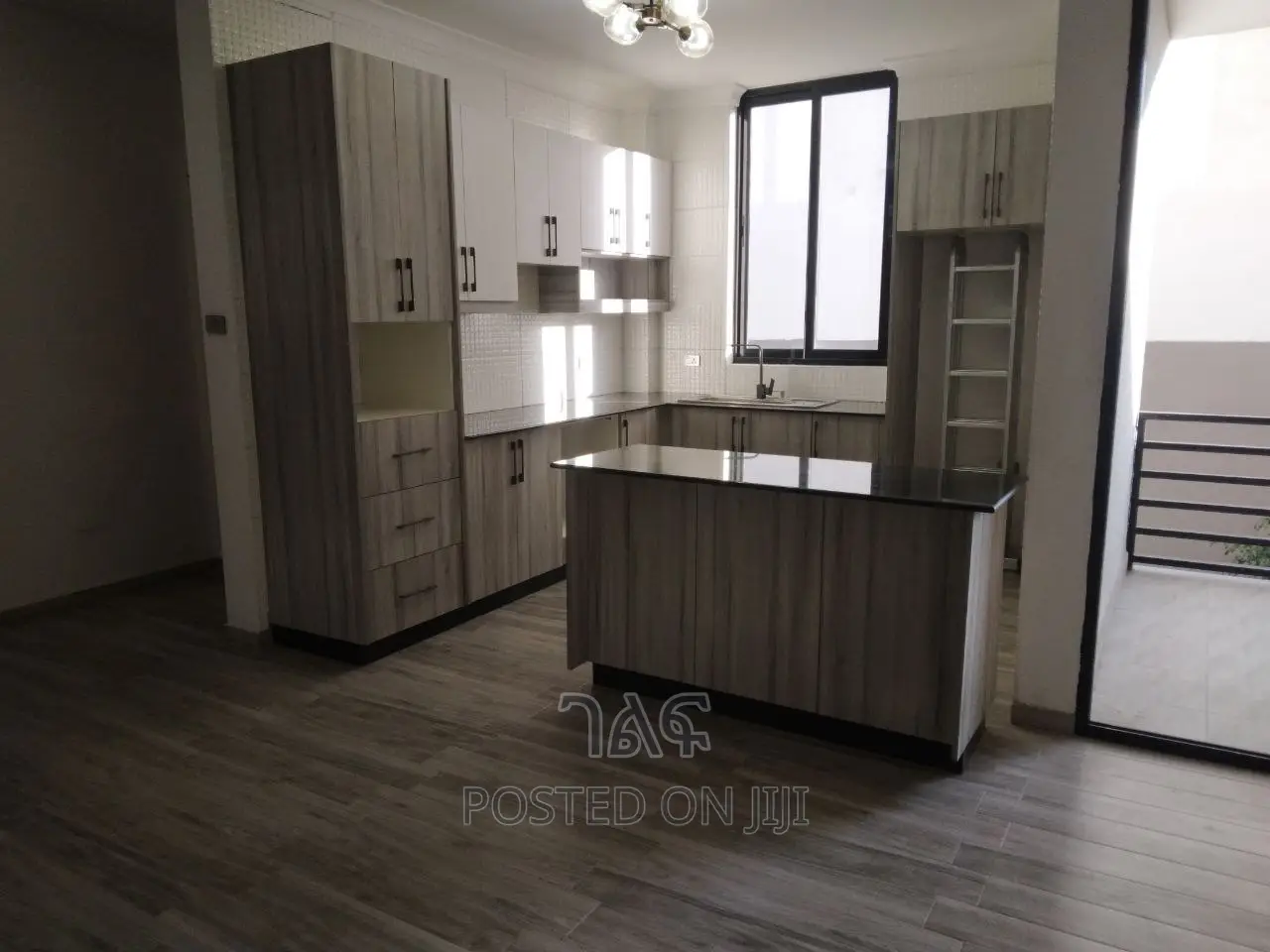 9bdrm House in የግል, Bole for sale