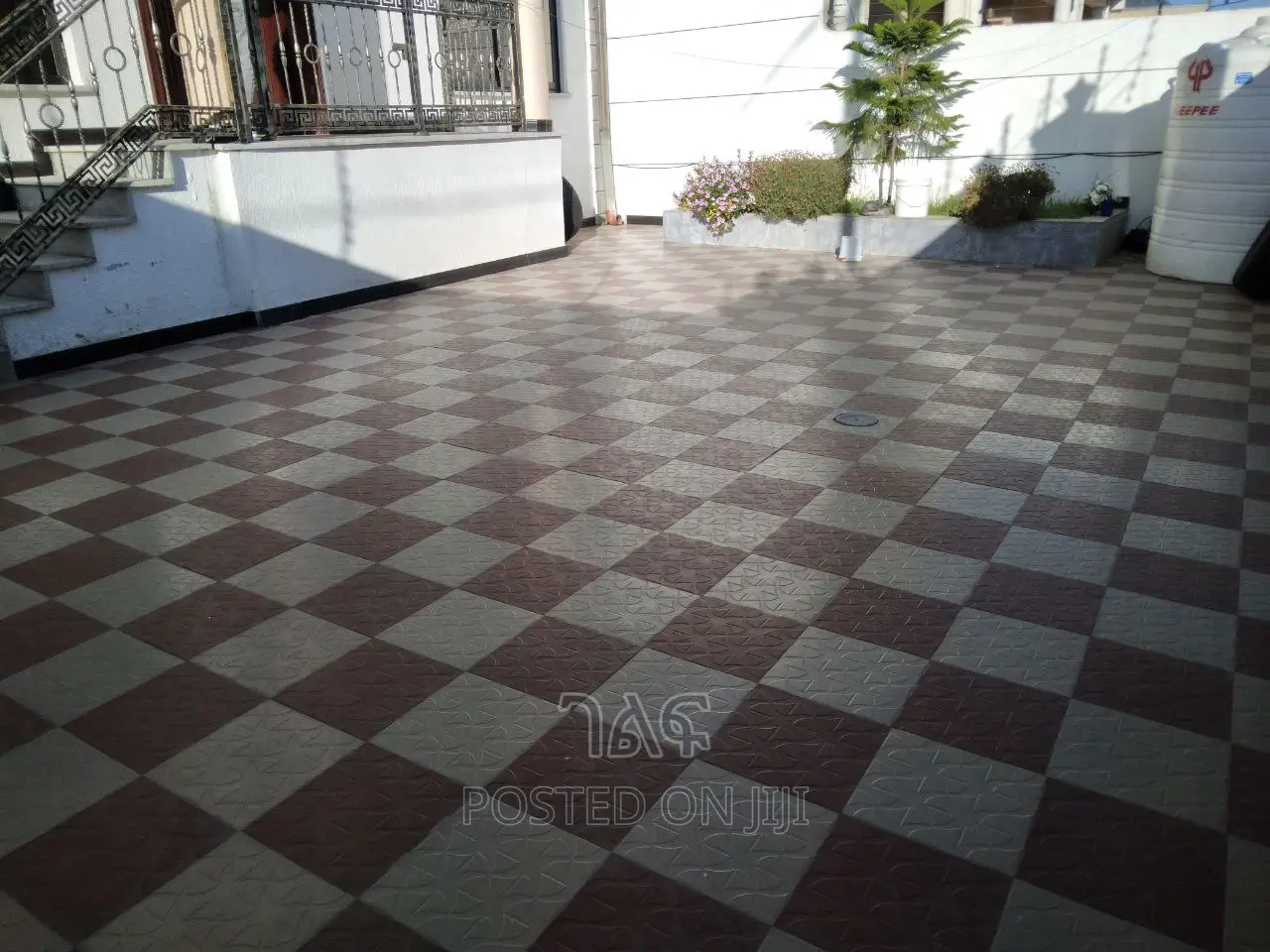 5bdrm House in የግል, Bole for sale