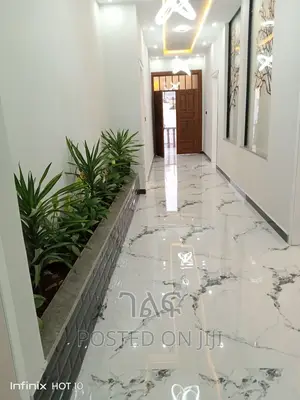 4bdrm Villa in የግል, Bole for sale