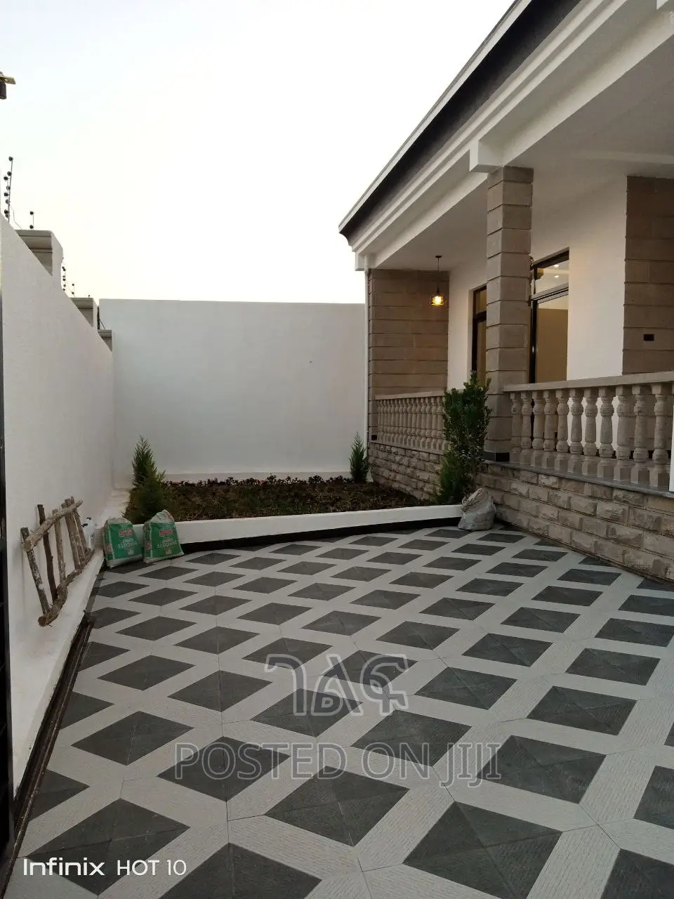 4bdrm Villa in የግል, Bole for sale