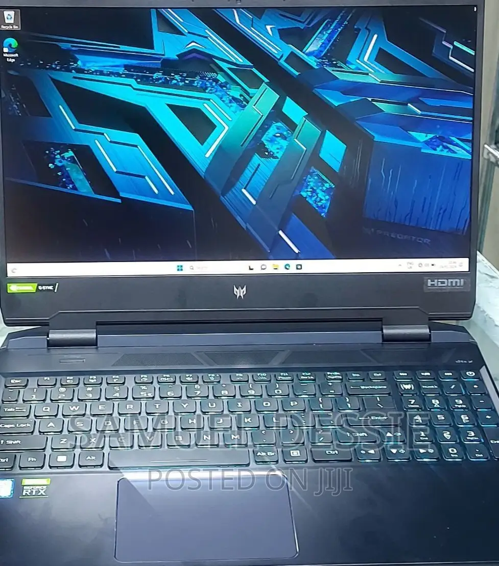 New Laptop Acer Predator Helios 300 16GB Intel Core I9 SSD 512GB