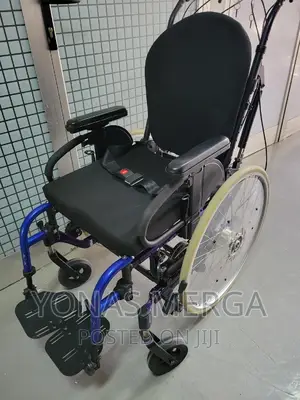 Wheelchair Tilite Twist Wheelchair 11′′ Wide –20 Inch Wheel