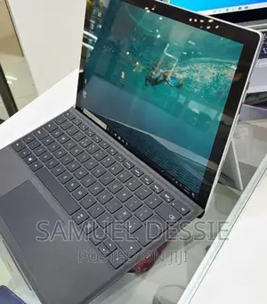 New Laptop Microsoft Surface 4GB SSD 60GB