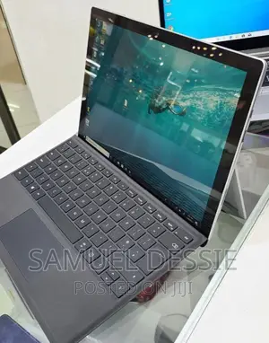 New Laptop Microsoft Surface 4GB SSD 60GB